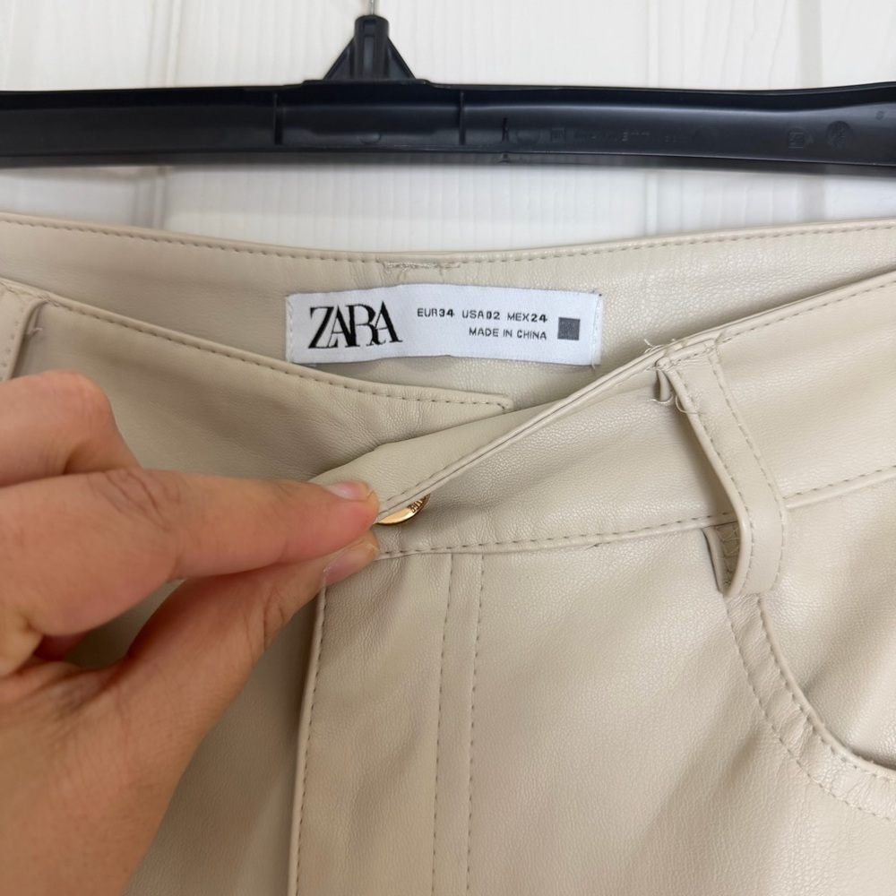 ZARA high rise faux Leather Cream Straight-Leg pants size 02 - Picture 5 of 8